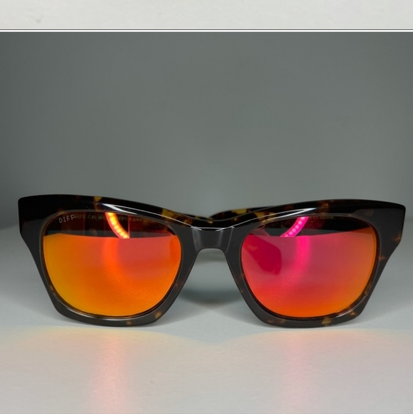 Diff sunglasses - Picture 1 of 9